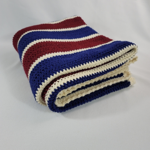 Crochet Stripe Throw Blanket - Picture 4 of 11